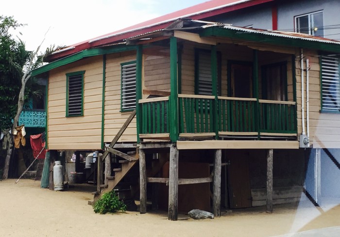 Houses Belize
